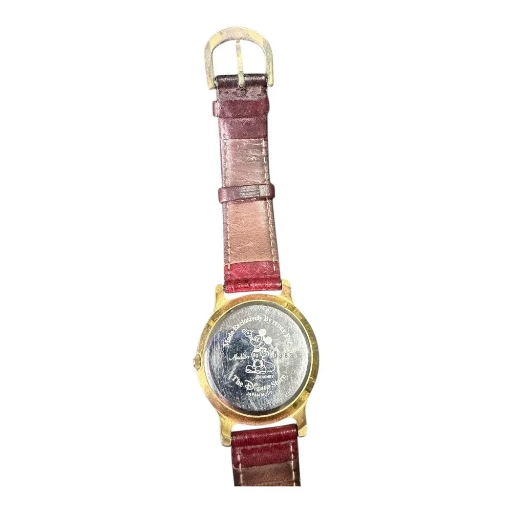 VTG Disney Store Pedre Aladdin Watch Gold Tone Maroon Leather Strap‎ Genie 90s